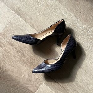 Never Worn Navy Blue Cushioned Heels.
